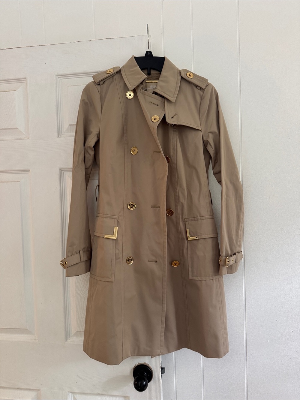 MICHAEL Michael Kors Tan Double-Breasted Trench Coat with Gold Buttons